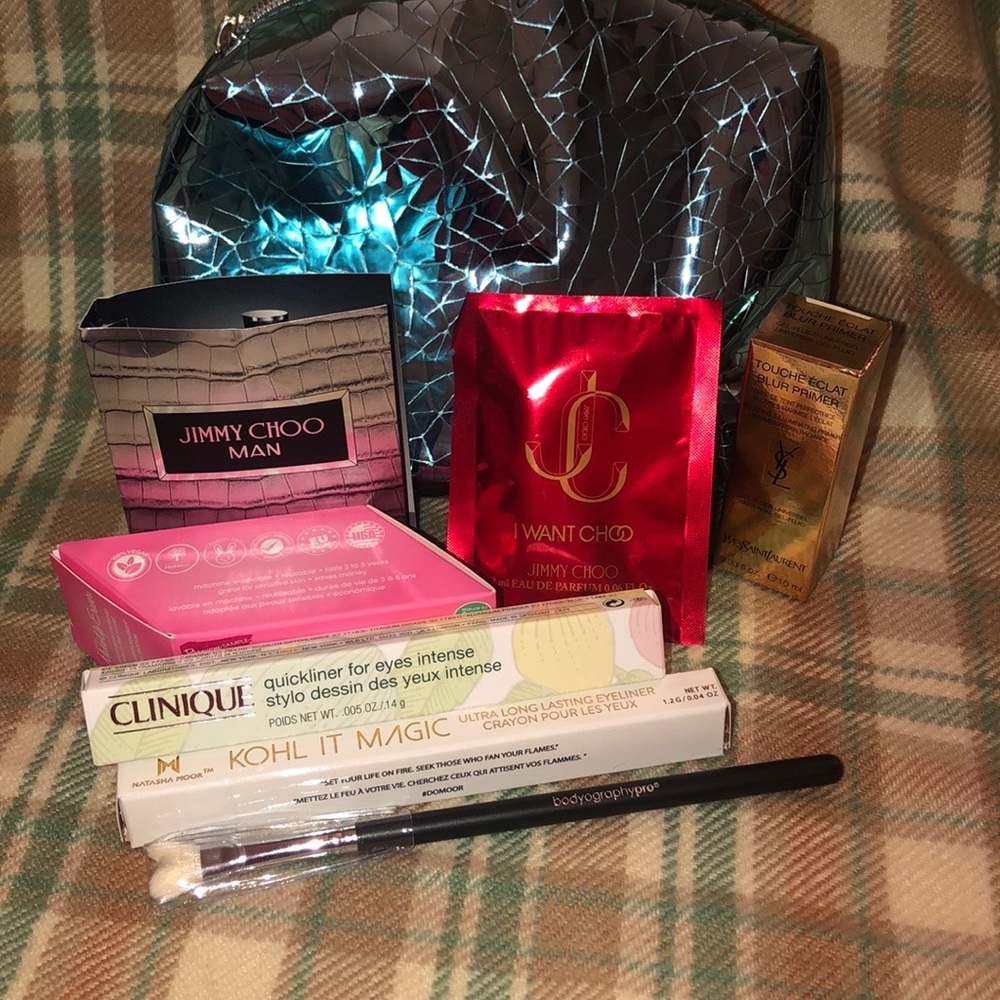 Macy’s Beauty Box April 2021